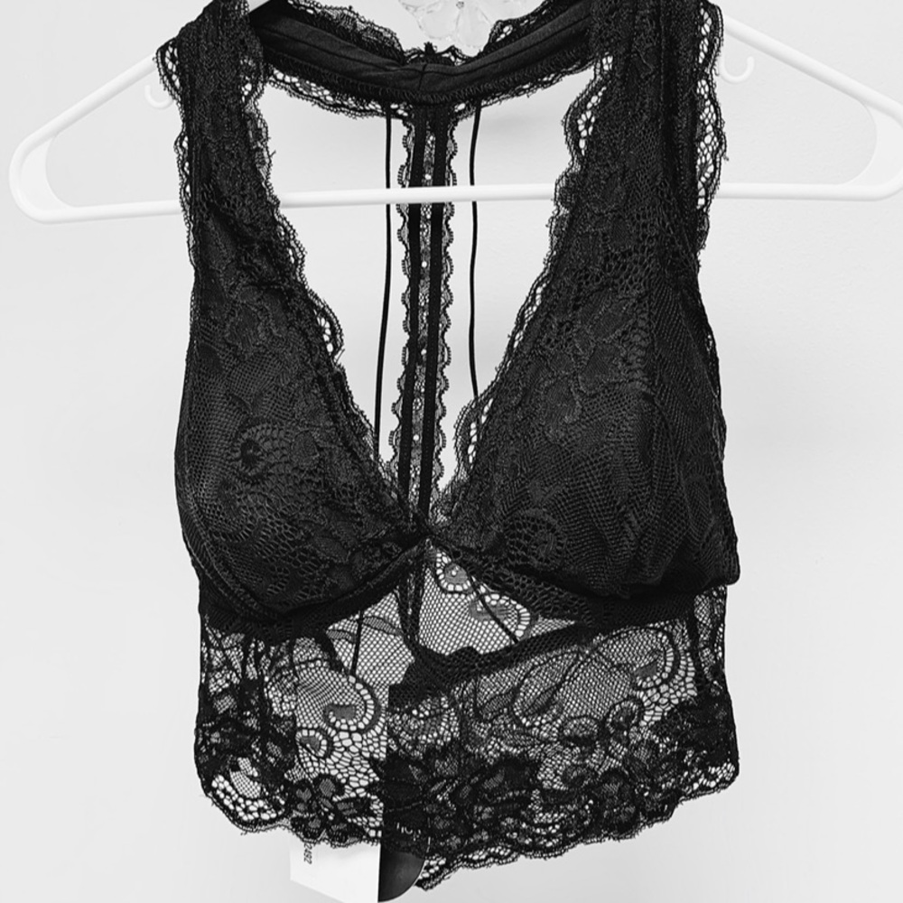 black lace bralette